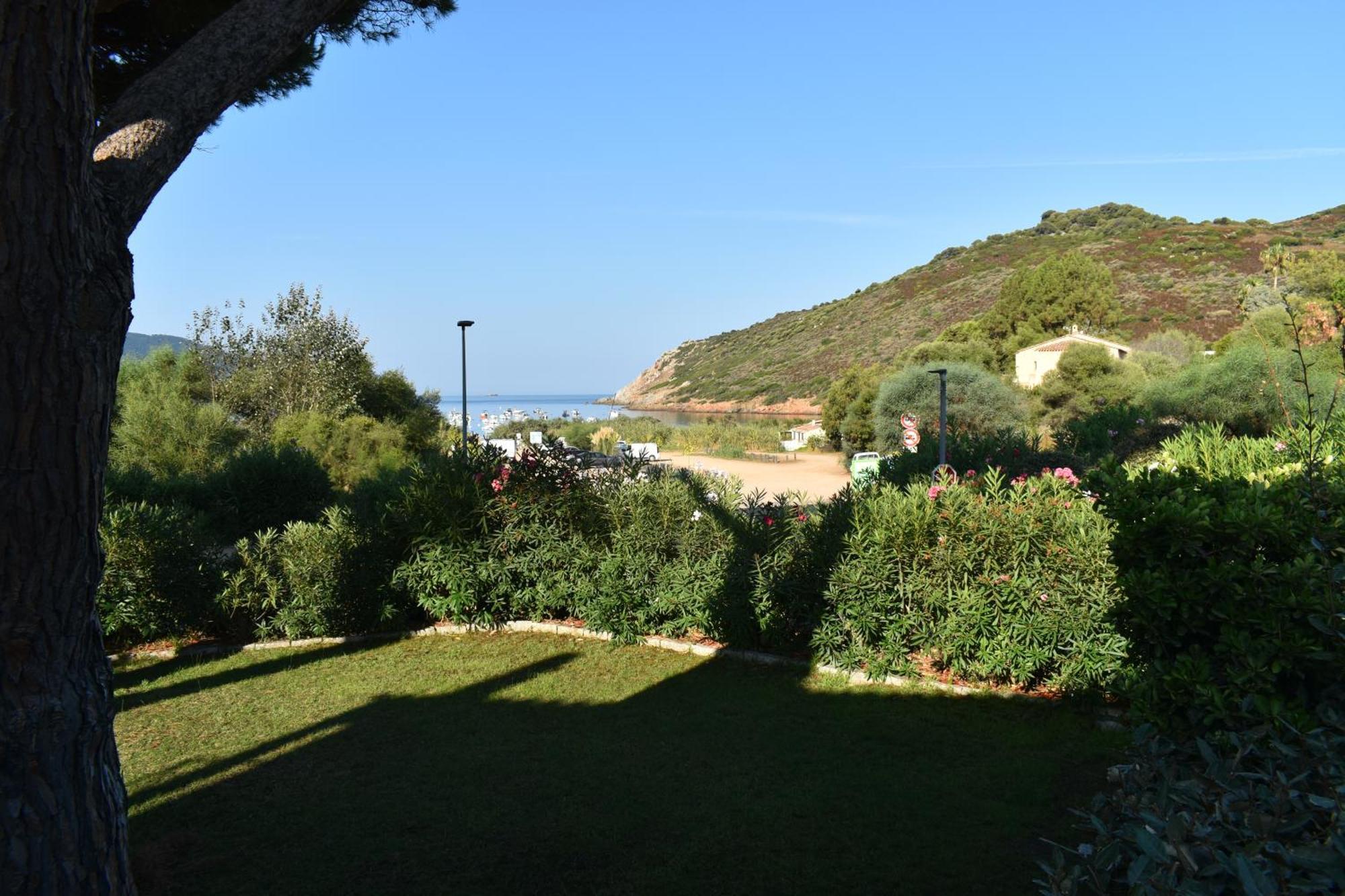 Maison De 4 Chambres De Front De Mer Corse-Du-Sud Appietto Екстериор снимка